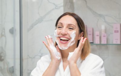 Routine skincare quotidiana: come costruirla passo dopo passo per una pelle sana e luminosa