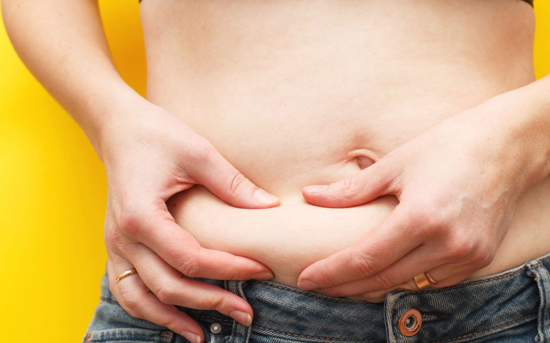 Integratori per gonfiore addominale: come scegliere quelli davvero efficaci (e naturali)